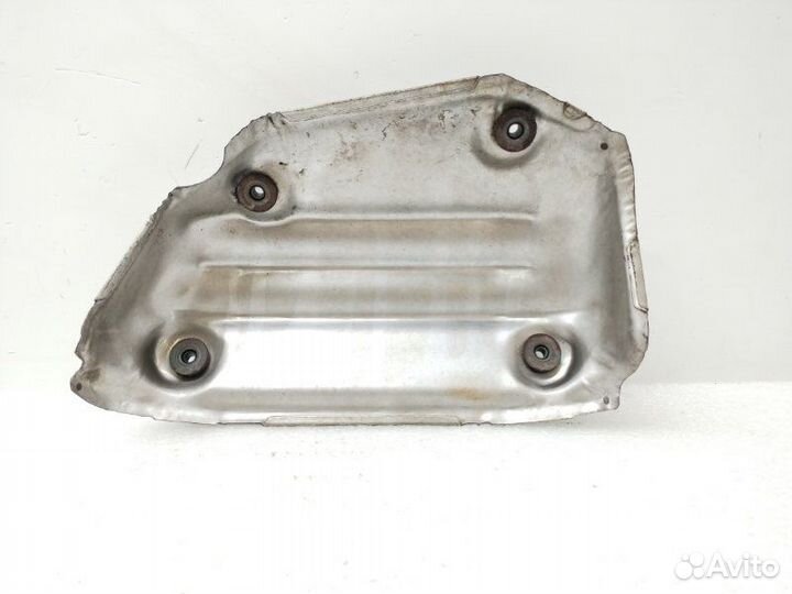 Тепловой экран Nissan Fuga Y50 3.5 2005