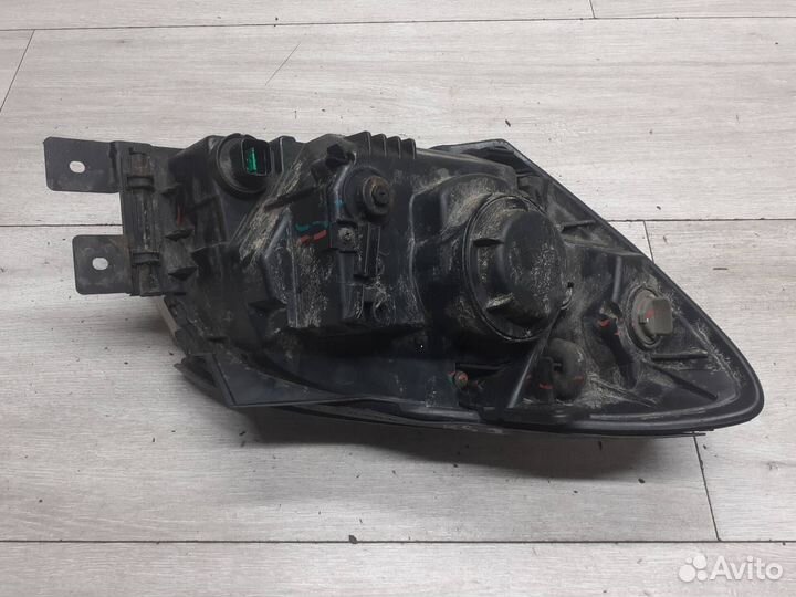 Фара левая Kia Sportage 2