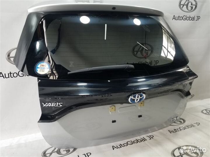 Крышка багажника Toyota Yaris