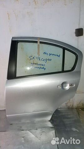 Задняя левая дверь Suzuki SX4 седан