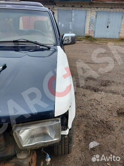 Переднее крыло Toyota HiLux V (1988–1997)