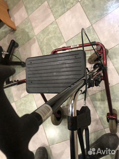 Ходунки для инвалидов(каляска)