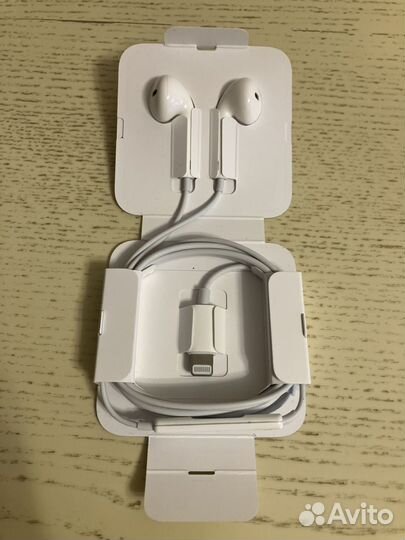 Наушники apple earpods lightning