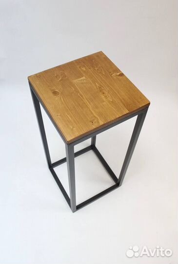 Подставка для цветов в Наличии