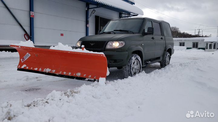 Отвал снегоуборочный на УАЗ Патриот