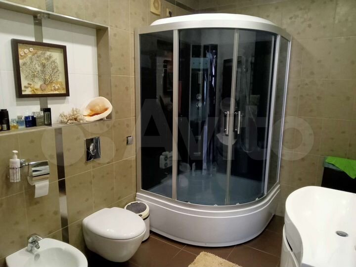 Коттедж 380 м² на участке 16,7 сот.