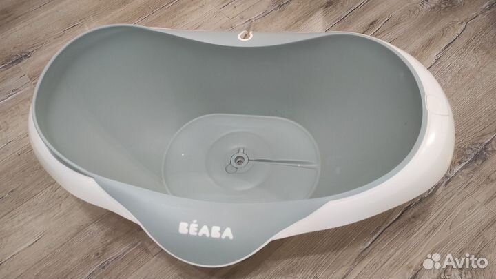 Ванночка для купания beaba с горкой