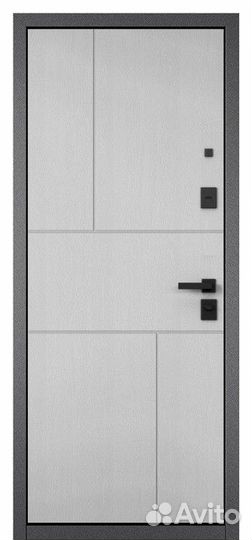 Дверь входная металлическая в квартиру