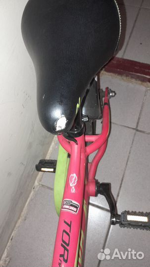 Детский двухколесный велосипед+ролики, б/у