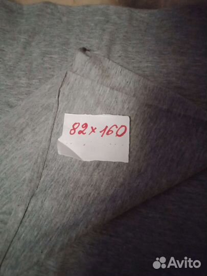 Отрезы ткани разные