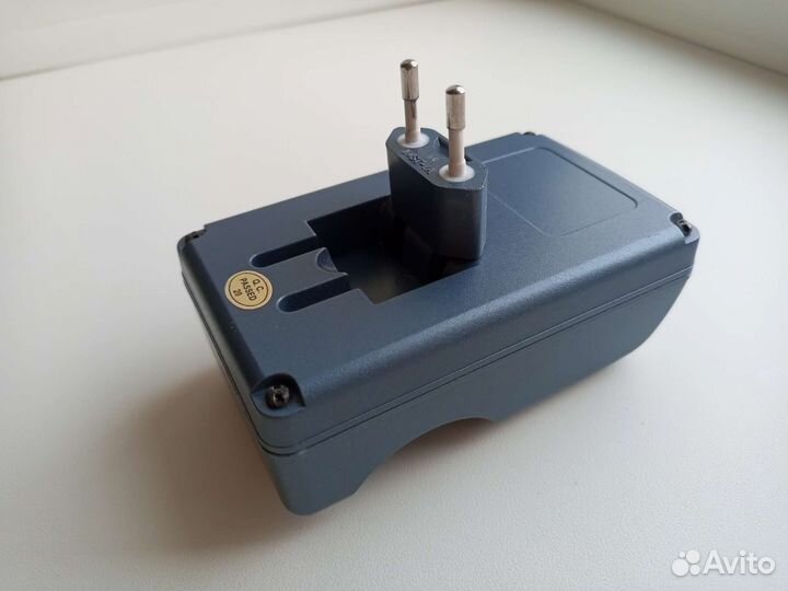 Зарядное устройство Robiton SP250-4