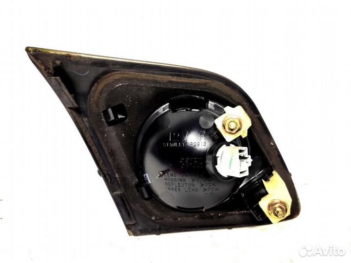 Фонарь задний внутренний правый Mazda 3 (BK) 2002