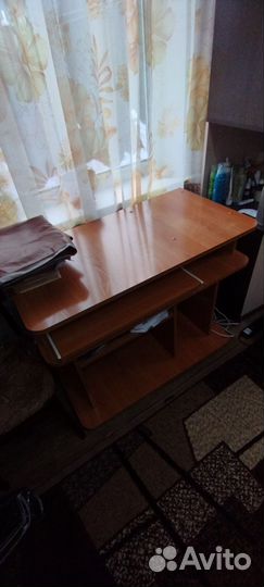 Компьютерный стол