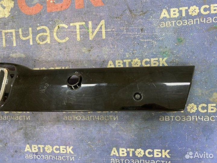 Накладка 5-й двери Honda Fit GE6 L13A 2011-2013