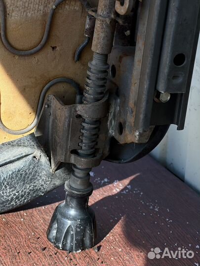 Переднее сидение ваз 2107