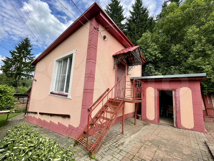 Коттедж 362 м² на участке 30 сот.