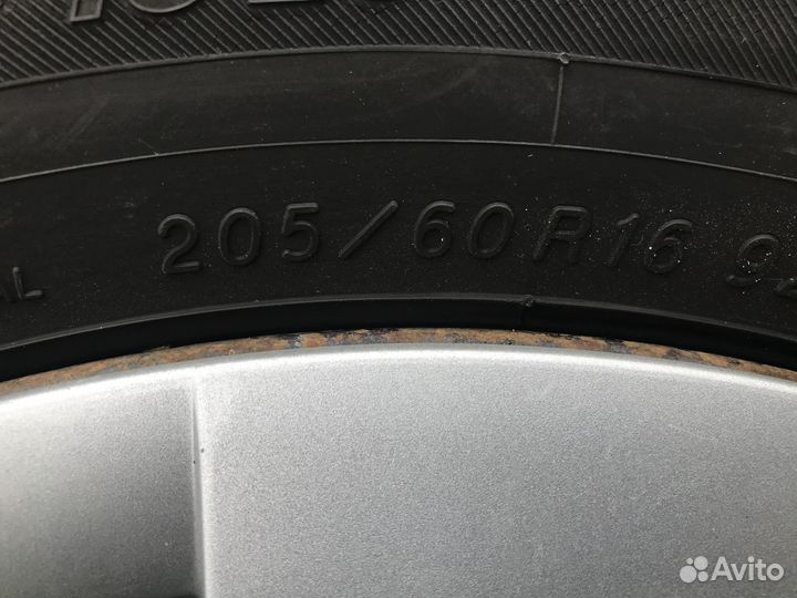 Продаю комплект колес