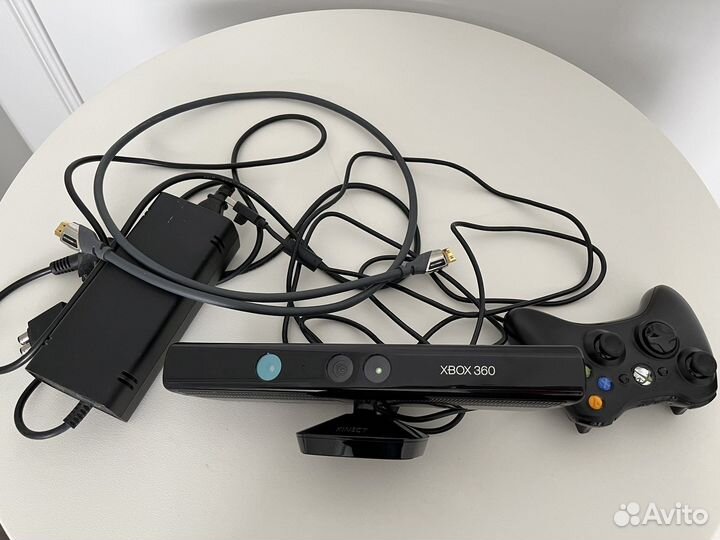 Xbox 360 с полным комплектом