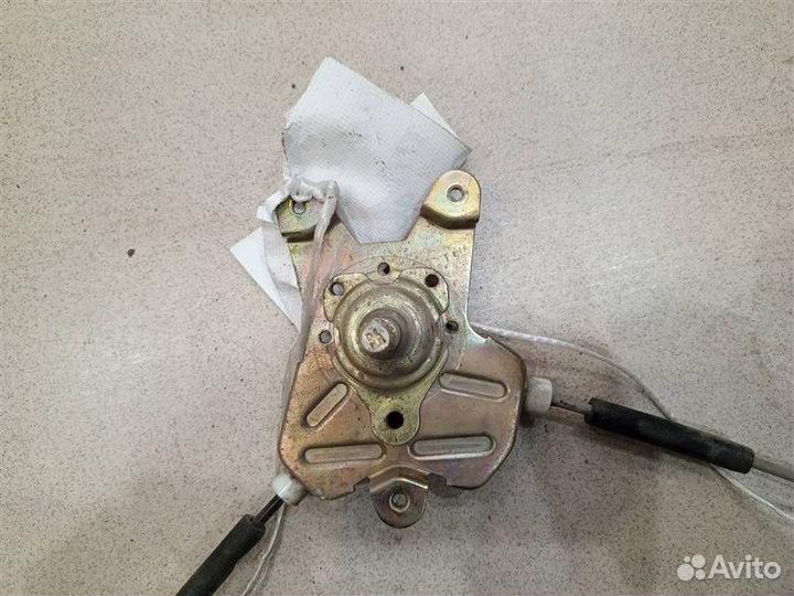 Стеклоподъемник задний правый механический Mitsub