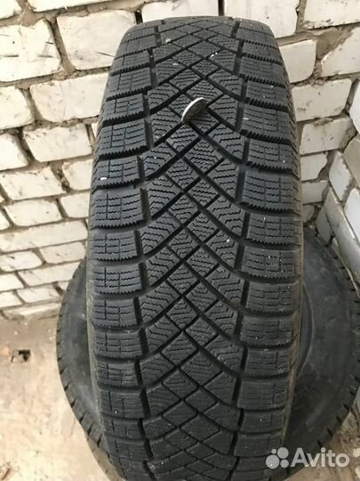 Pirelli Ice Zero FR 185/65 R15