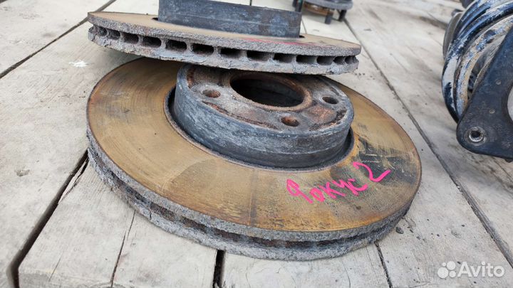 Диск тормозной на Ford Focus 2