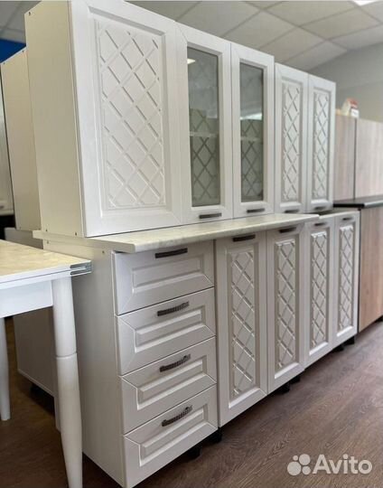 Кухня Агава белая 1,6 метра (новая)