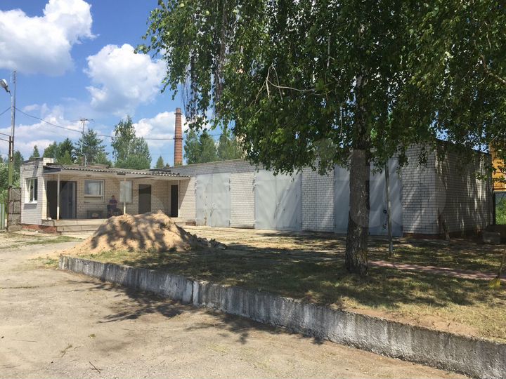 Гараж, > 30 м²