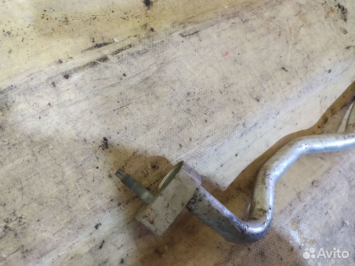 Трубка кондиционера Ford Fiesta 2008-2019 Форд