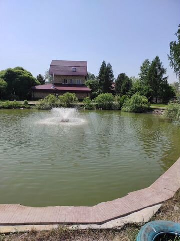 Коттедж 280 м² на участке 20 сот.