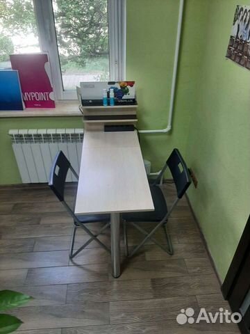 Сдам в аренду маникюрный стол