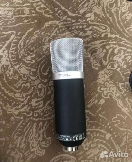 Микрофон для стрима Trust GXT 252 Emita