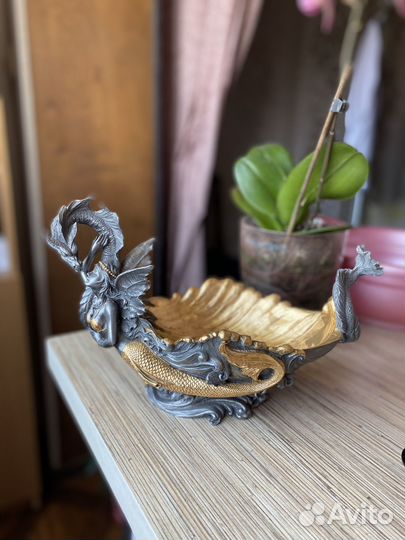 Статуэтка «Русалка и дракон»