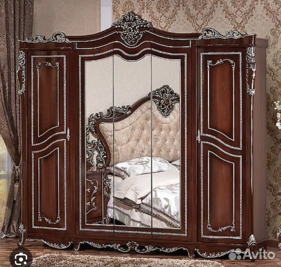 Спальный гарнитур