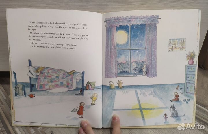 Детская книга на английском The golden plate