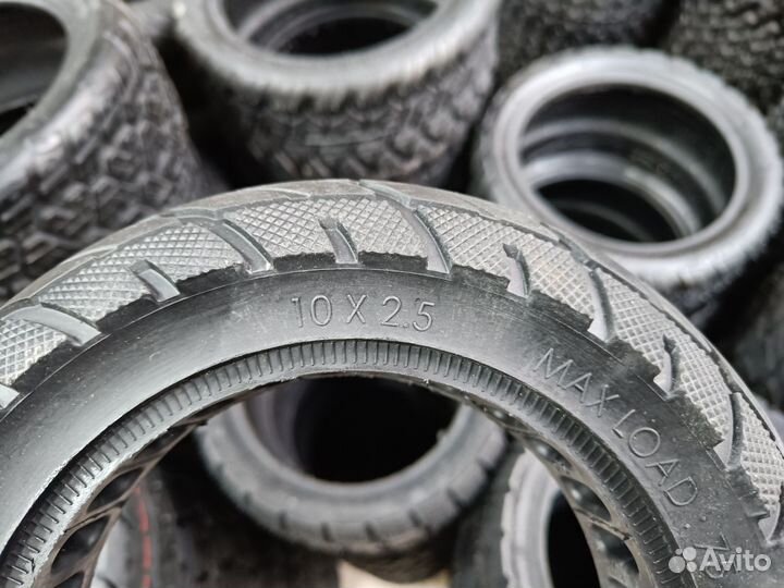 Литая Бескамерная Покрышка для Kugoo M4 Pro