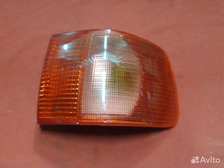 Фонарь задний правый Ауди А6 (С4 )