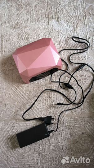 Led лампа для маникюра