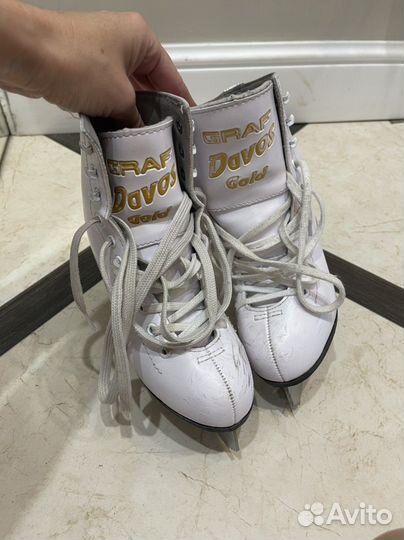 Коньки 33р. Graf Davos Gold. Фигурные