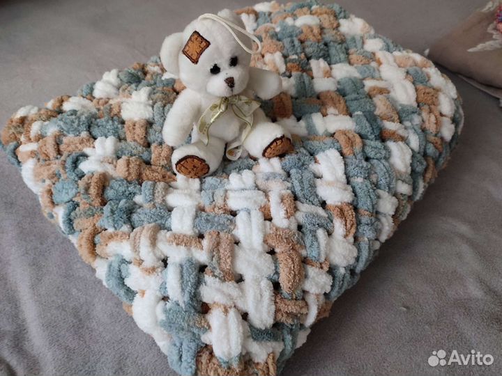 Плед детский вязаный ручная работа