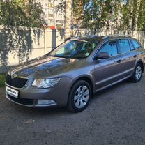 Skoda Superb 2.0 AMT, 2012, 300 000 км, с пробегом, цена 890 000 руб.