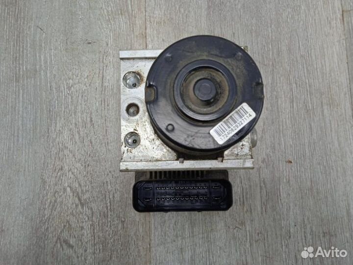 Блок ABS (насос) Ford Focus 3 pnda 2012