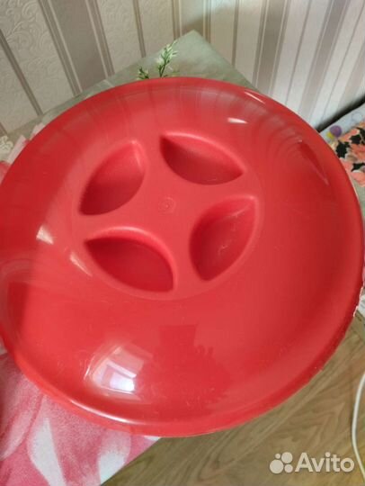 Ведро пластиковое с крышкой