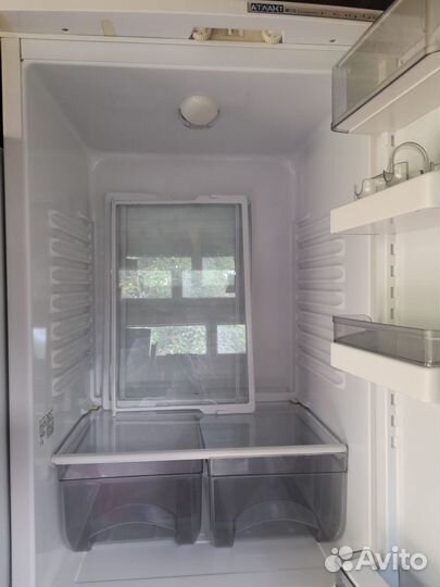 Холодильник атлант двухкамерный