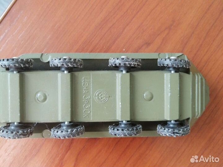 Игрушка бтр СССР