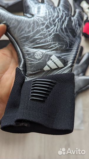 Вратарские перчатки новые 6,7,8,9 Adidas Predator