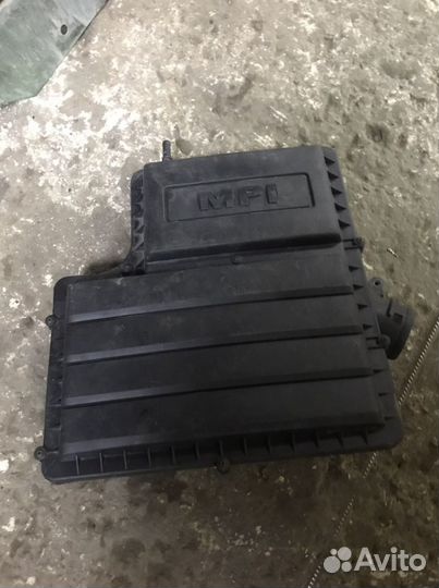 Корпус воздушного фильтра Volkswagen Polo