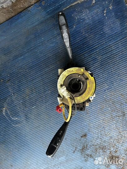 Mitsubishi space star подрулевые переключатели