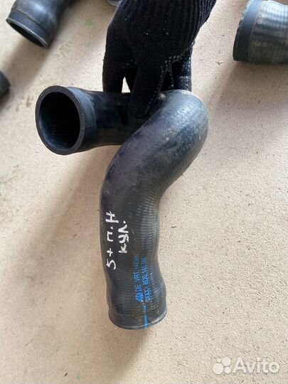 Патрубки интеркулера Volkswagen Passat AKN