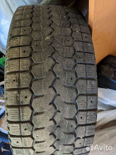 Yokohama Ice Guard F700S 205/55 R16