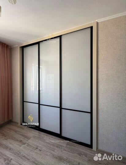 Стеклянные перегородки для зонирования